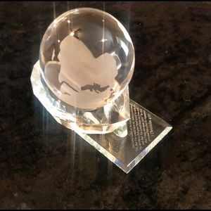New Crystal World Globe in Hand Stand w Scripture